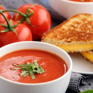 Tomato & Garlic Baked Soup